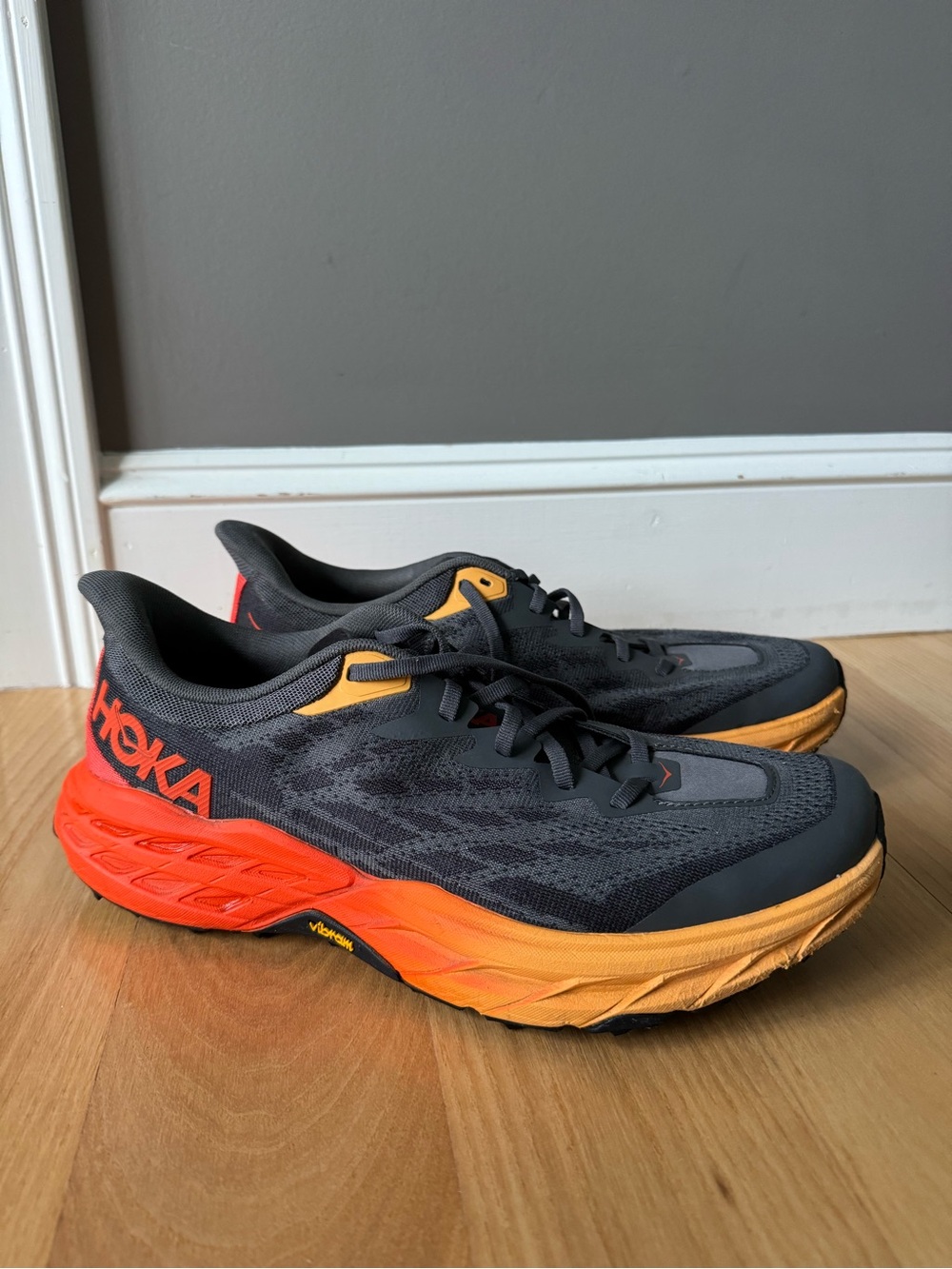 HOKA Speedgoat 5 Men 10.5 D Black Orange Vibram Trail Running Hiking Shoes